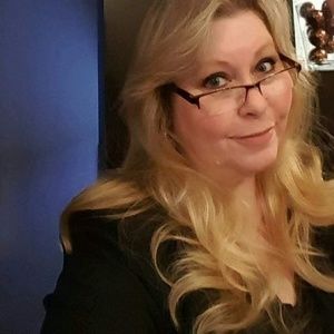 Meet your Posher, Janis